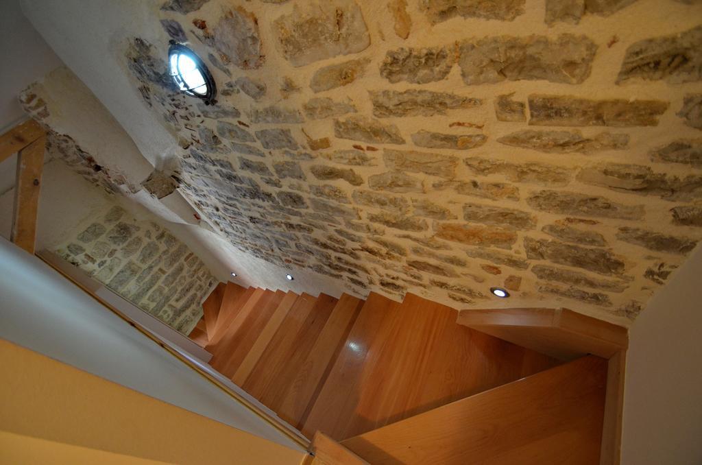 Apartments Historic Stone House Kotor Rum bild
